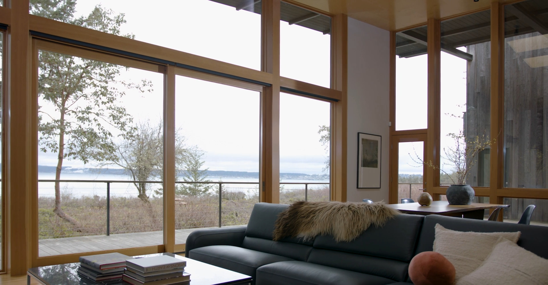 How_much_is_custom_aluminum_alloy_doors_and_window